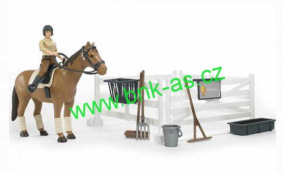 Bruder 62500 Bworld Ohrada, kůň a figurka