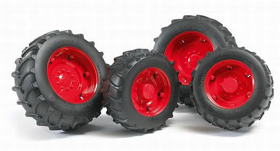 Bruder 02322 náhradní kola pro traktory řady 2000 - červená